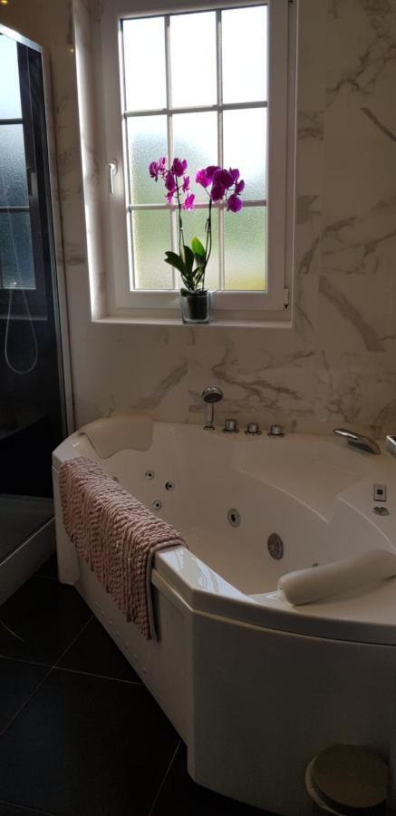 Waben Vieille Fermette Bnb Chambre Prive מראה חיצוני תמונה